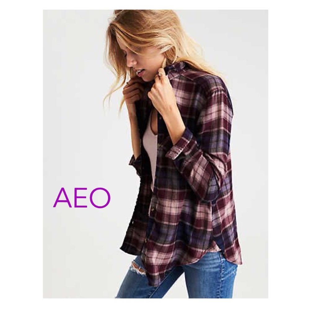 AEO boyfriend fit flannel  S   purple maroon